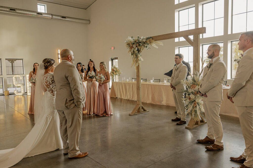 wedding ceremony photos in iowa eagles ledge