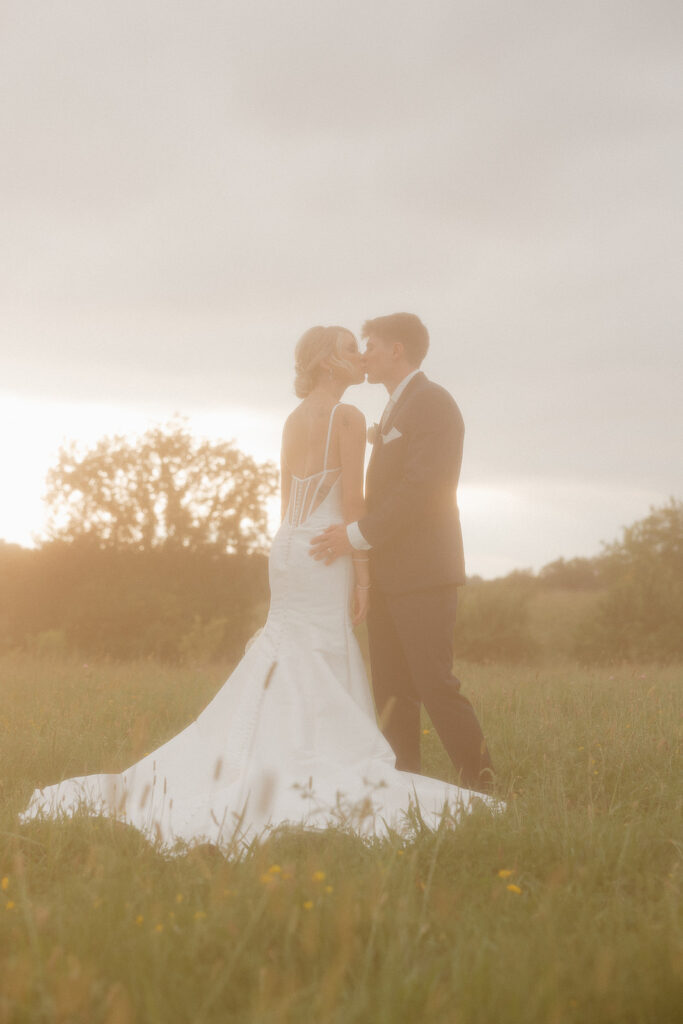 hazy sunset portraits with bride and groom