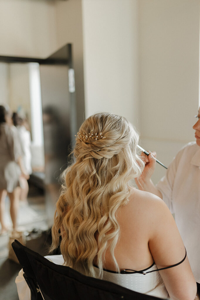 bridal getting ready photos makeup