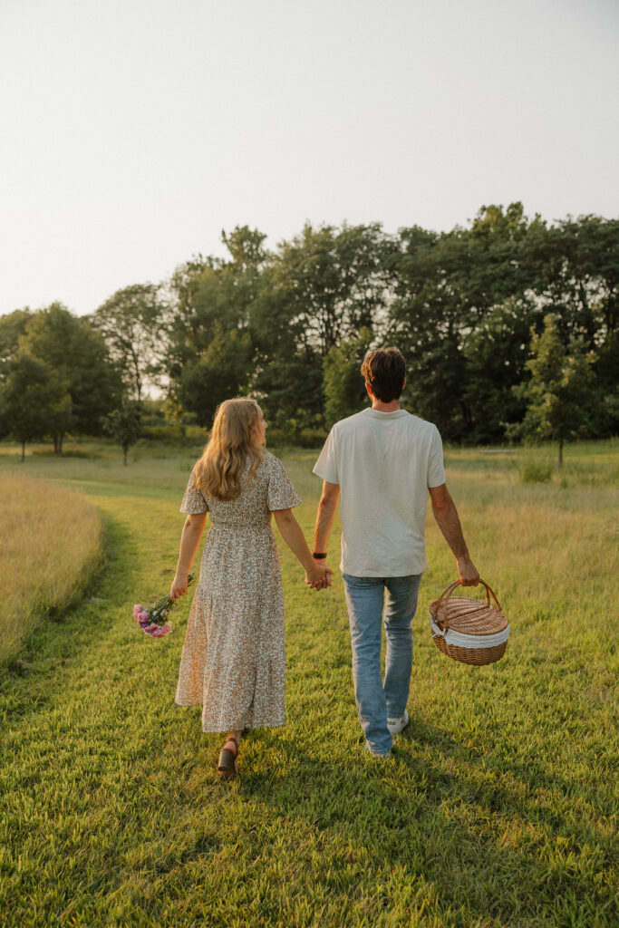 How to Turn Your Couples Session into a Fun Date Night Photoshoot