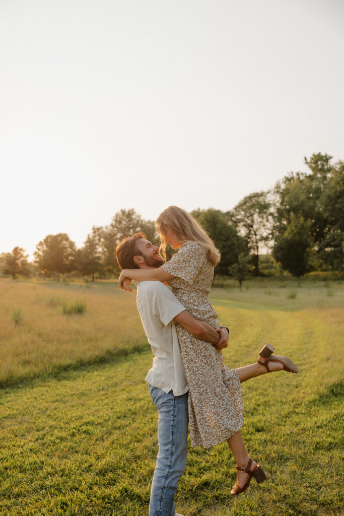 romantic picnic engagement photos in iowa