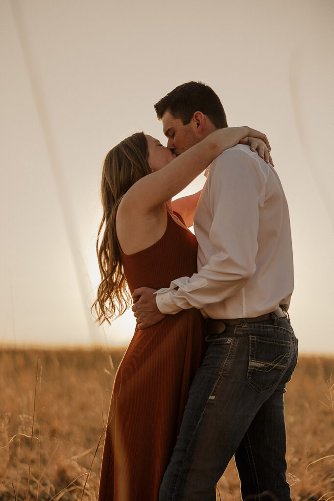 sunset iowa couples photoshoot