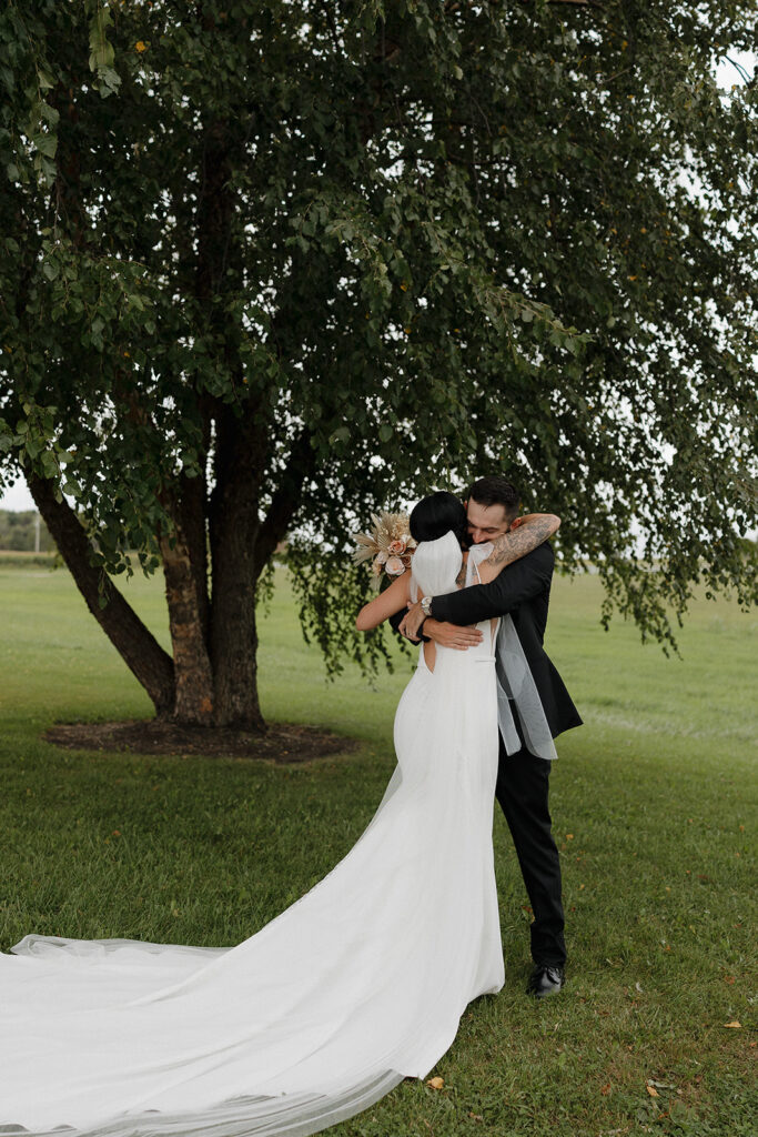 private vows between bride and groom before ceremony