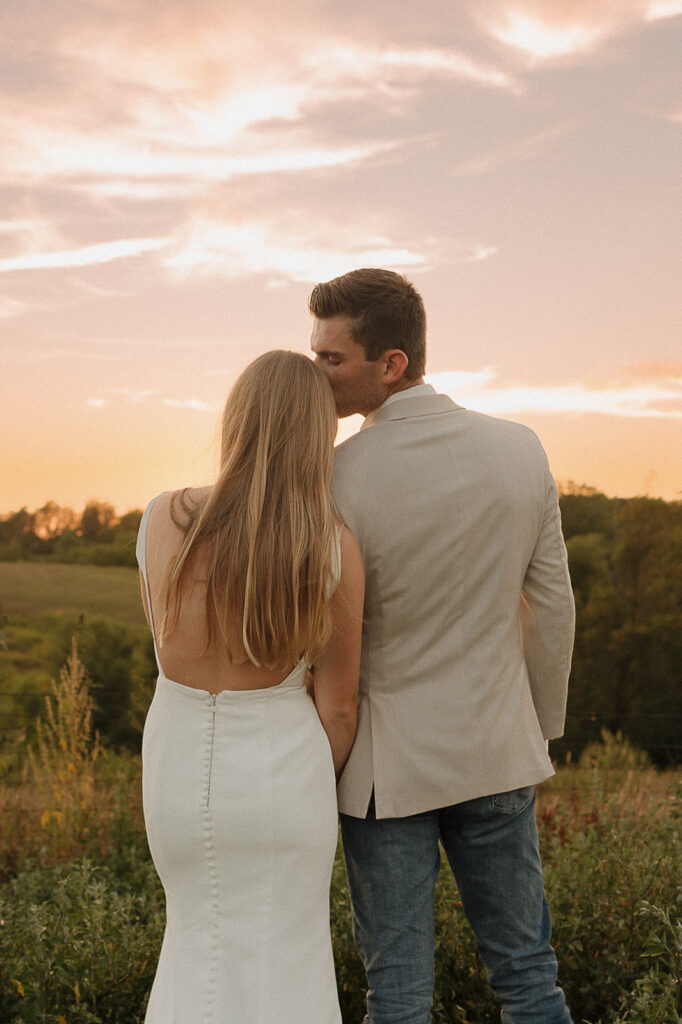 Setting Aside Time for Golden Hour Wedding Photos