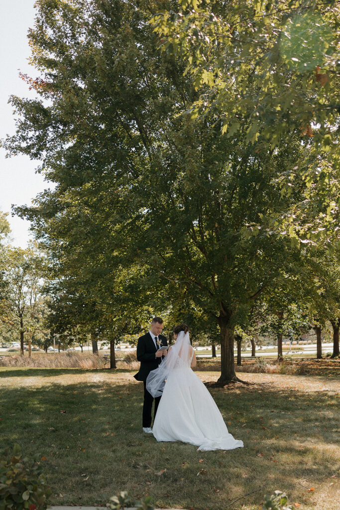 documentary style wedding photography in iowa