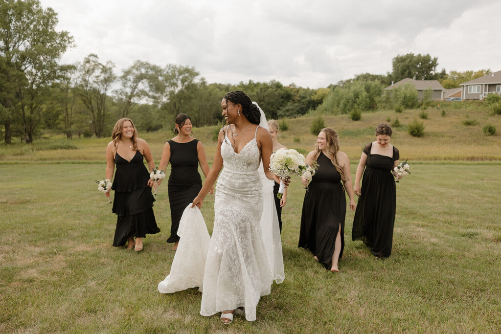 bridal party photos all black theme