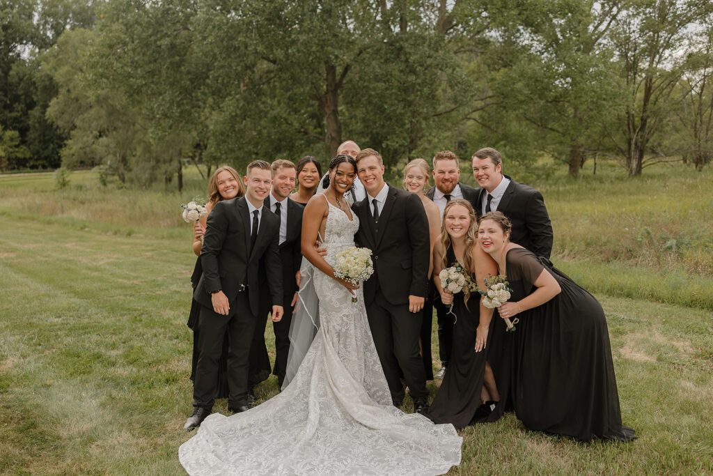 bridal party photos all black theme