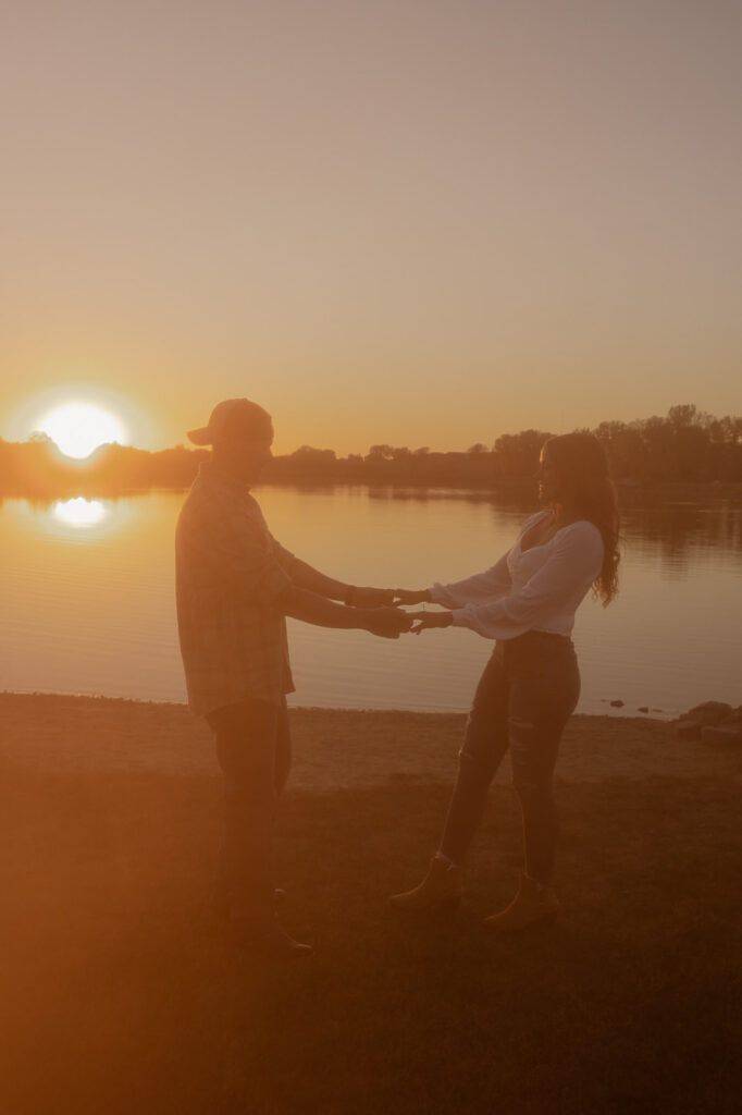 field engagement photos during golden hour