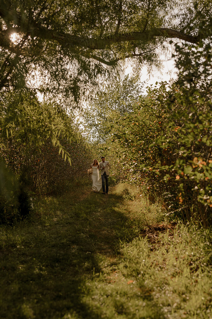 golden hour wedding portraits in des moines iowa