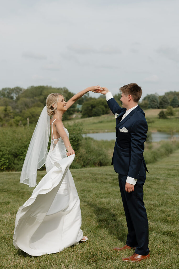 sunset bride and groom portraits outdoors in des moines