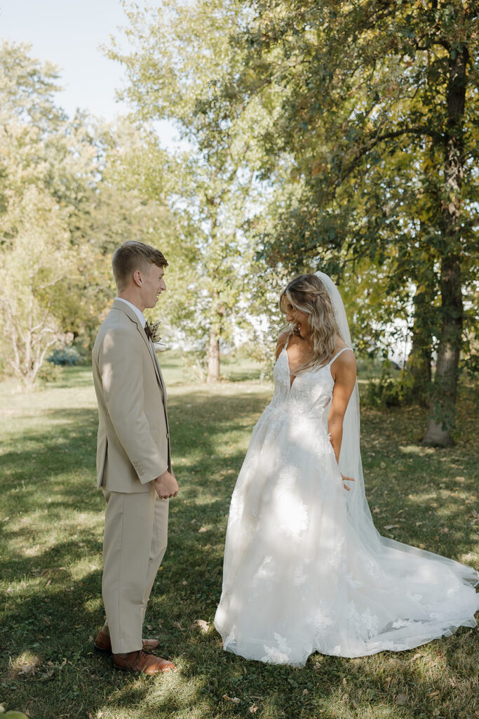 golden hour bride and groom portraits outdoors