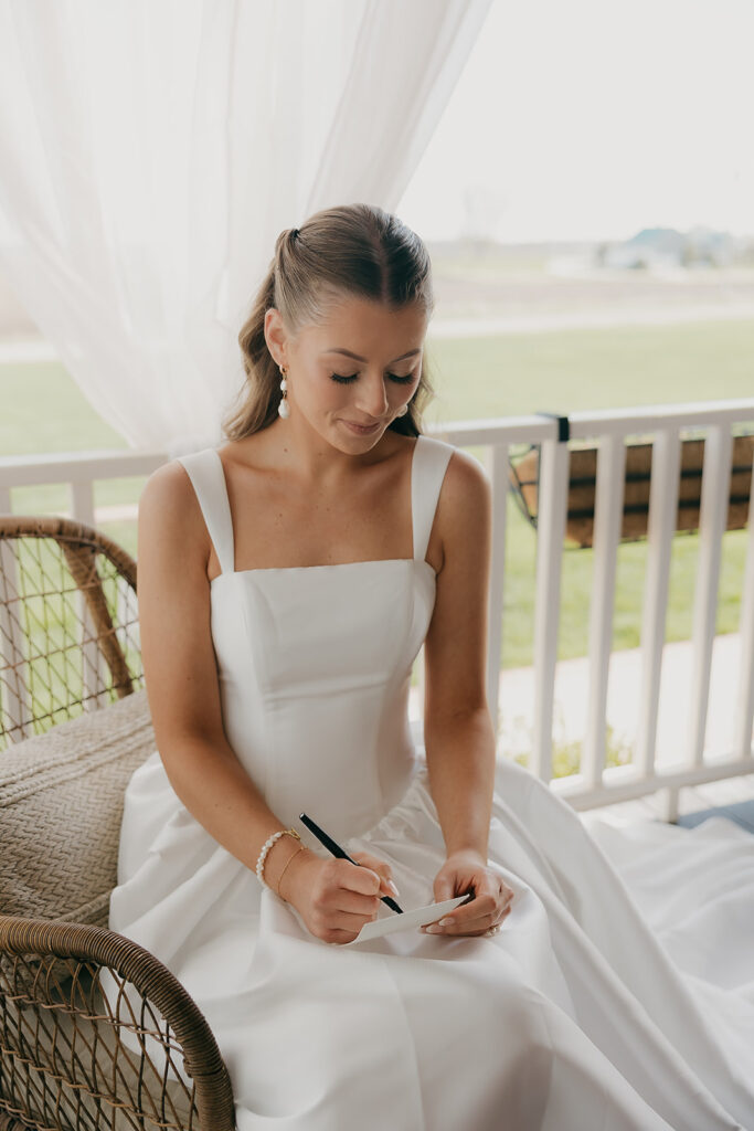 old money wedding photos with bride and groom