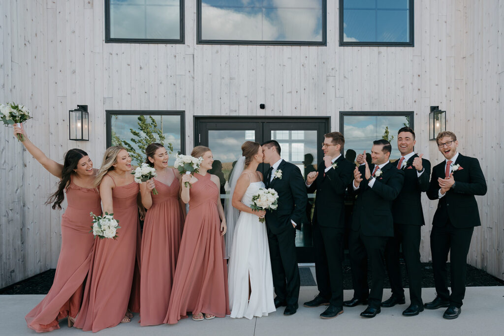 A Complete Guide to Outdoor Wedding Venues in Iowa: How to Plan a Beautiful Day You’ll Love