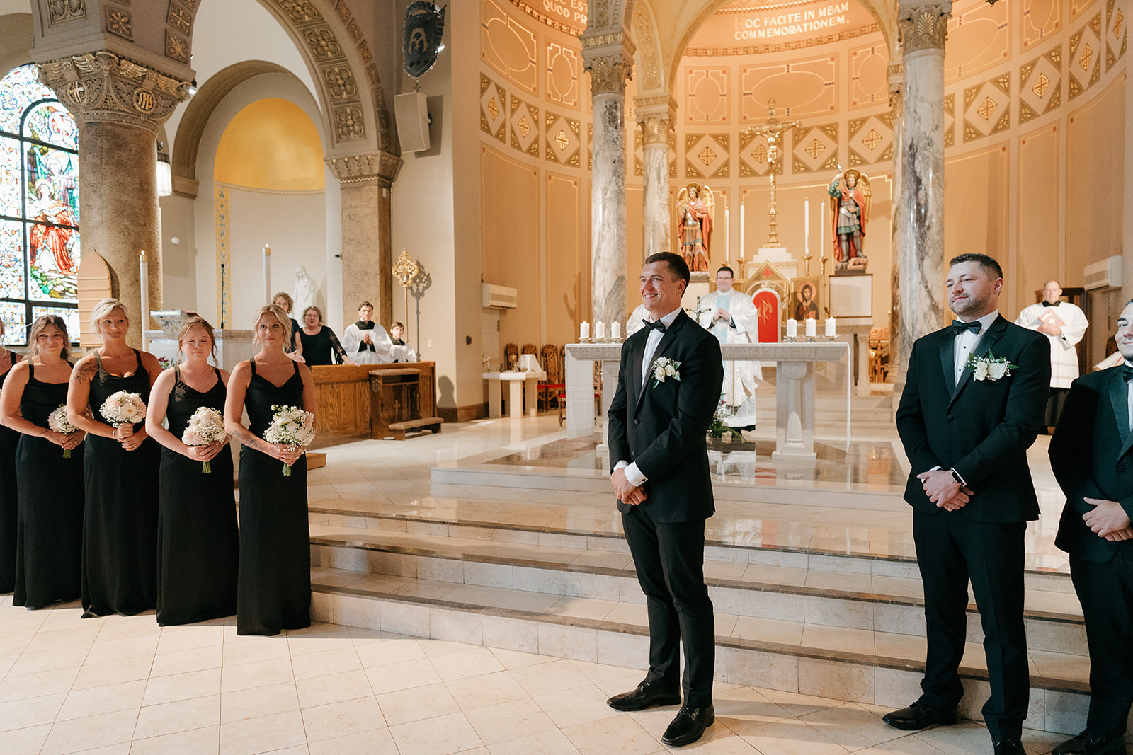 Des Moines Wedding Venue Spotlight: A Timeless Wedding at Willow on Grand