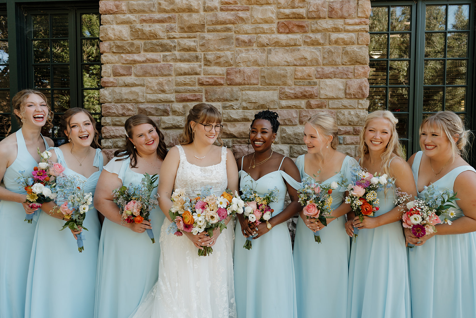 How to Choose Wedding Colors for a Summer Wedding That You'll Still Love Forever