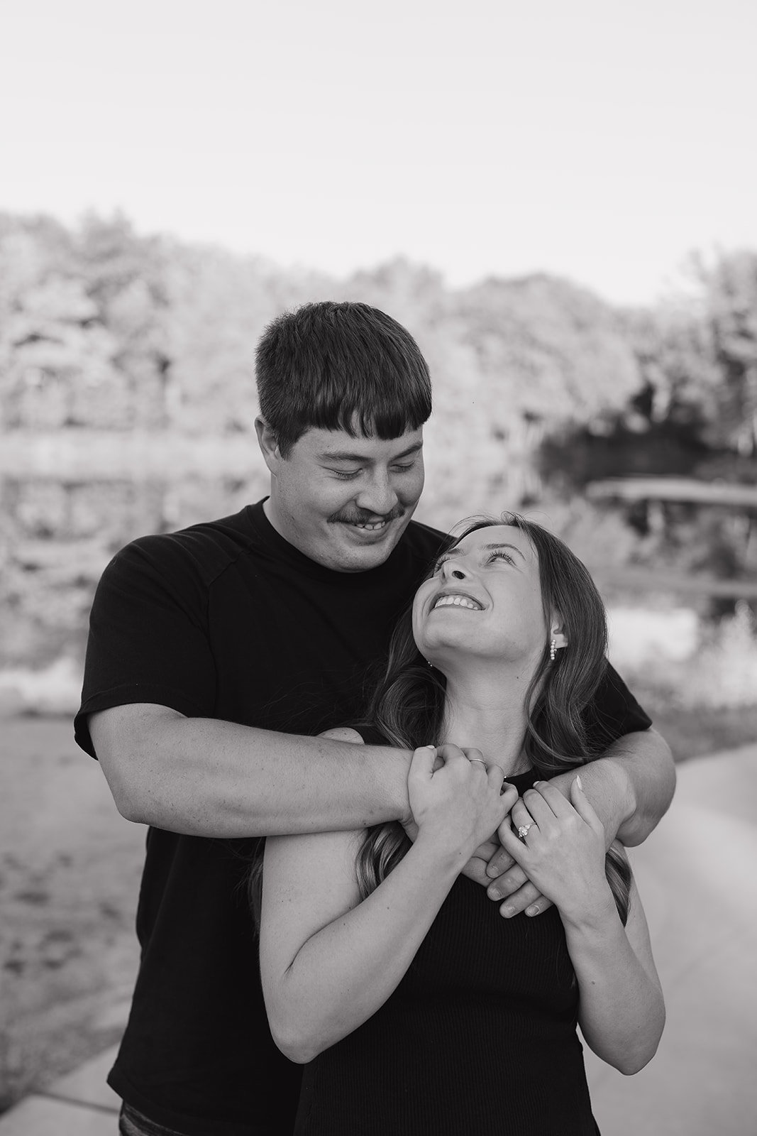 Couples Photoshoot Ideas That Feel More Like a Date Than a Shoot